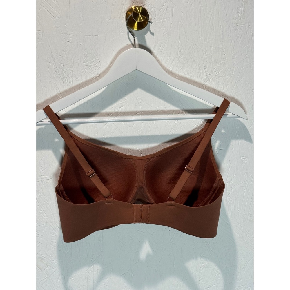 Nike Dri-FIT Alpha High Support Sports Bra Brown A-B Cup Large DM0526-275 - Picture 2 of 6